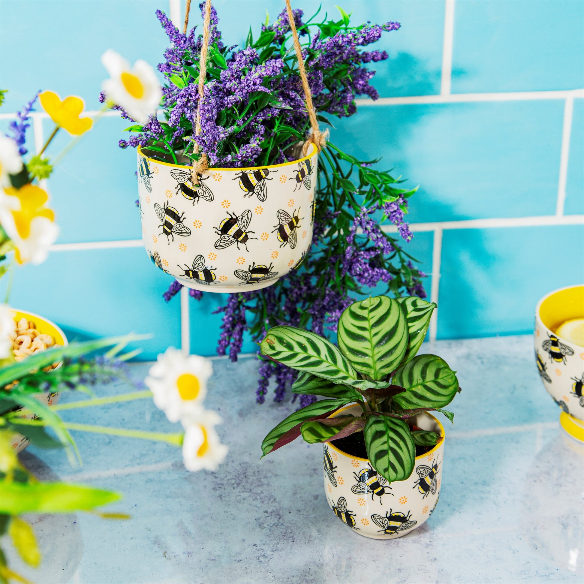 Busy Bee Small Planter