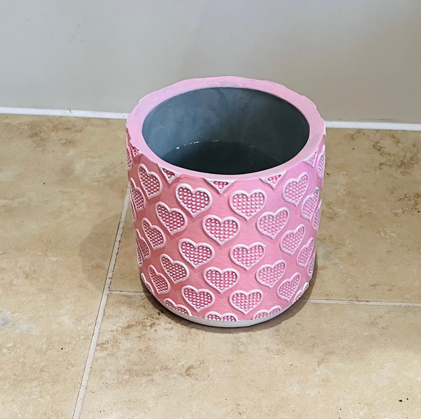 Pink and White Concrete Heart Cover Pot in 3 sizes